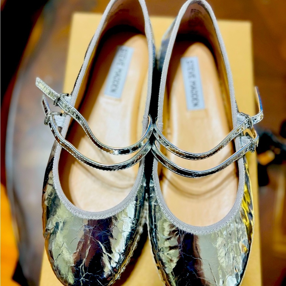 Steve Madden Shiny Silver Mary Jane Flats